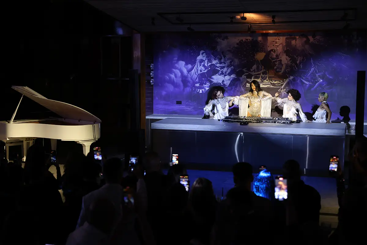 Someone's House Media 31